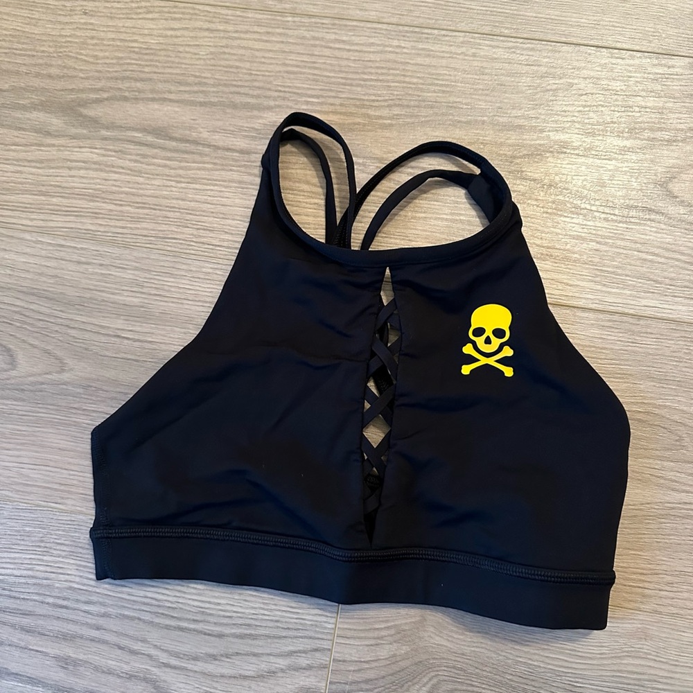 Sports bra